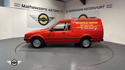 Lot 700 - 1983 FORD ESCORT 55L