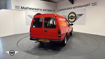 Lot 700 - 1983 FORD ESCORT 55L