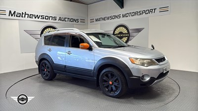 Lot 899 - 2008 MITSUBISHI OUTLANDER