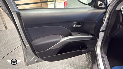 Lot 899 - 2008 MITSUBISHI OUTLANDER