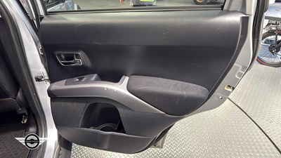 Lot 899 - 2008 MITSUBISHI OUTLANDER