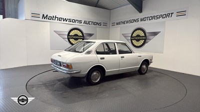 Lot 144 - 1976 TOYOTA COROLLA