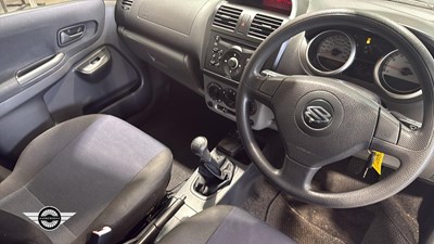 Lot 852 - 2004 SUZUKI IGNIS GL
