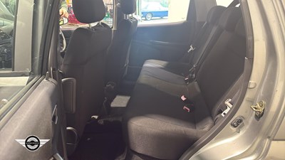 Lot 852 - 2004 SUZUKI IGNIS GL