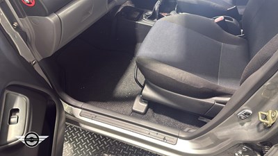 Lot 852 - 2004 SUZUKI IGNIS GL