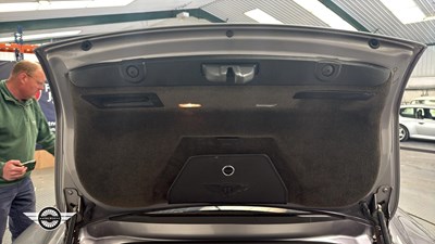 Lot 888 - 2004 BENTLEY CONTINENTAL GT AUTO