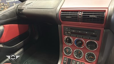 Lot 768 - 2000 BMW M COUPE