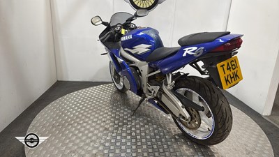 Lot 10 - 1999 YAMAHA R6