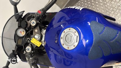Lot 10 - 1999 YAMAHA R6