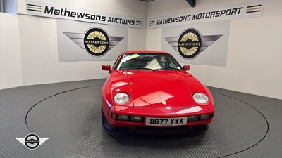 Lot 815 - 1984 PORSCHE 928 S