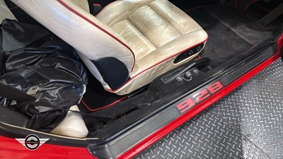 Lot 815 - 1984 PORSCHE 928 S