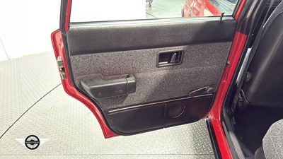 Lot 20 - 1991 VOLVO 240
