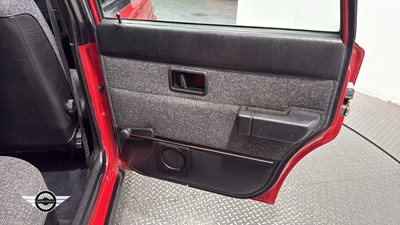 Lot 20 - 1991 VOLVO 240