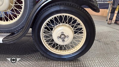 Lot 22 - 1930 SINGER