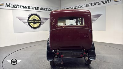 Lot 22 - 1930 SINGER