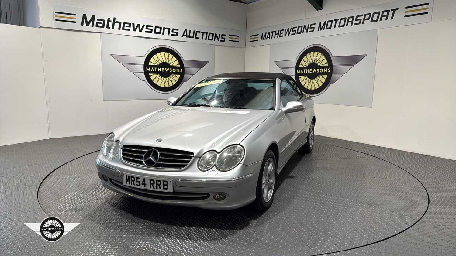 Lot 32 - 2005 MERCEDES CLK 240 AVANTGARDE