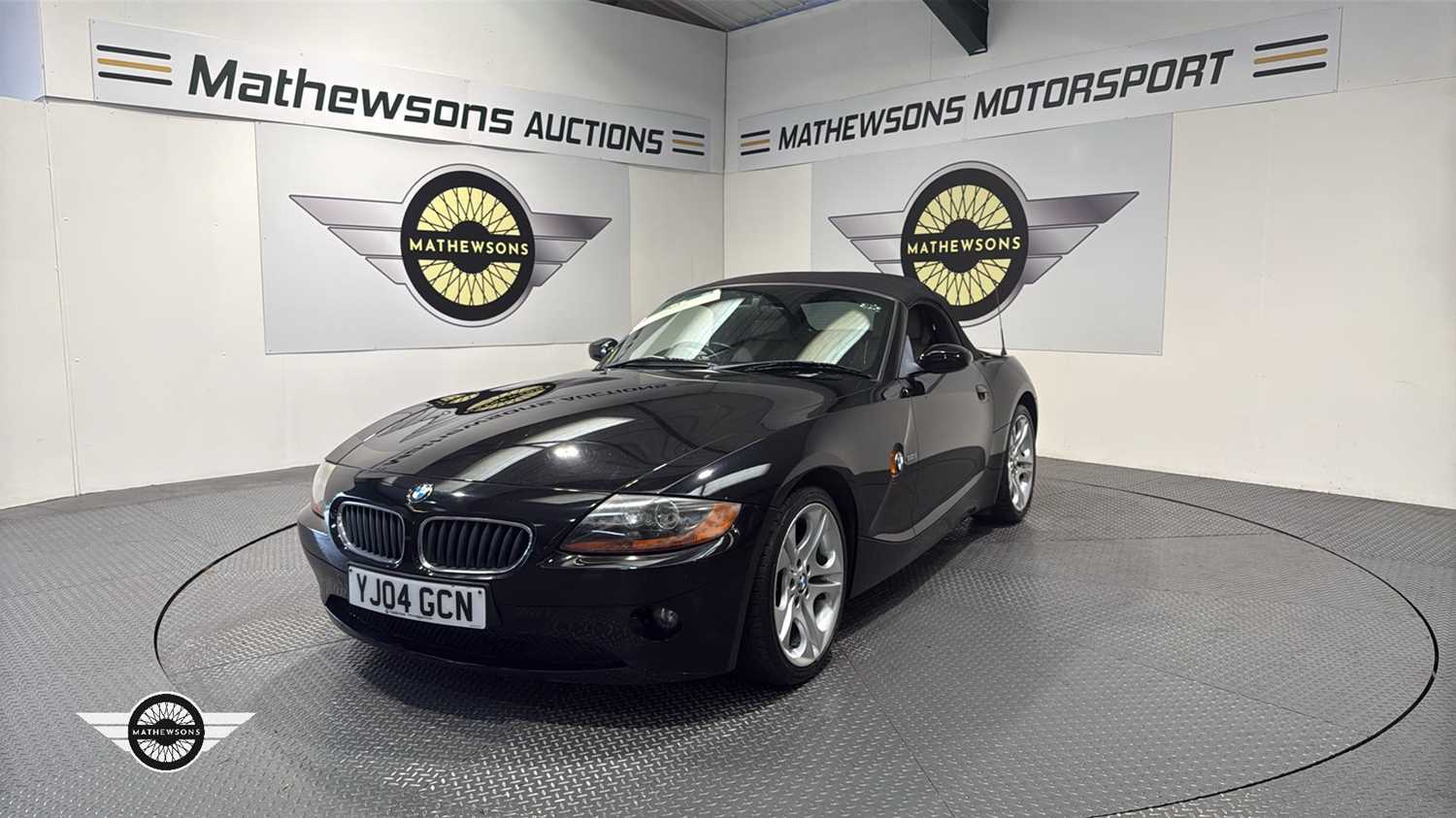 Lot 58 - 2004 BMW Z4 2.2I SE