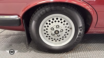 Lot 44 - 1985 JAGUAR SOVEREIGN 4.2 AUTO
