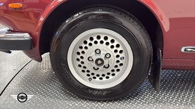 Lot 44 - 1985 JAGUAR SOVEREIGN 4.2 AUTO