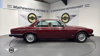 Lot 44 - 1985 JAGUAR SOVEREIGN 4.2 AUTO