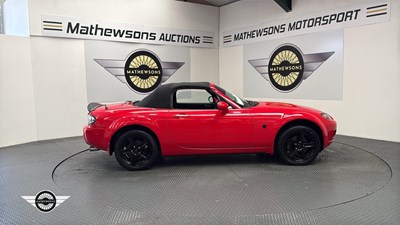 Lot 76 - 2008 MAZDA MX-5