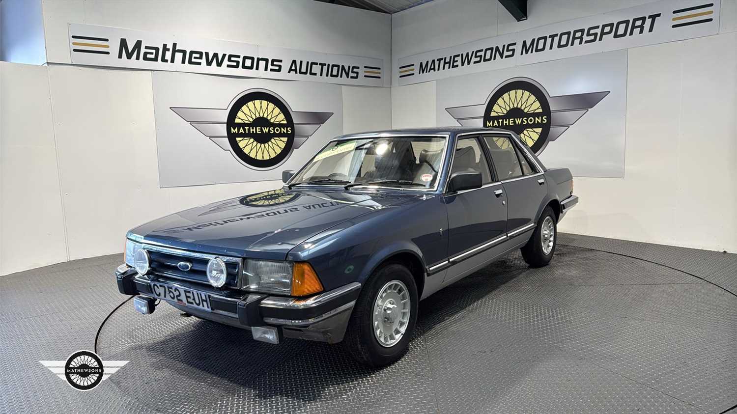 Lot 390 - 1985 FORD GRANADA GHIA X AUTO