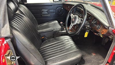 Lot 798 - 1977 MG B