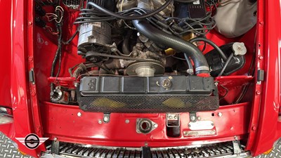 Lot 798 - 1977 MG B