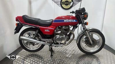 Lot 104 - 1979 HONDA CB400N