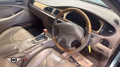 Lot 94 - 2000 JAGUAR S-TYPE V6 SE AUTO