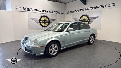 Lot 94 - 2000 JAGUAR S-TYPE V6 SE AUTO