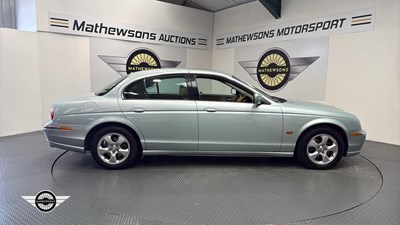 Lot 94 - 2000 JAGUAR S-TYPE V6 SE AUTO