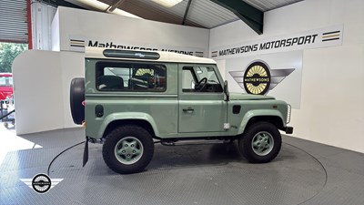 Lot 788 - 1999 LAND ROVER DEFENDER 90 COUNTY TD5