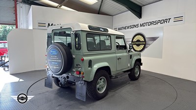 Lot 788 - 1999 LAND ROVER DEFENDER 90 COUNTY TD5