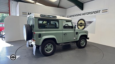 Lot 788 - 1999 LAND ROVER DEFENDER 90 COUNTY TD5