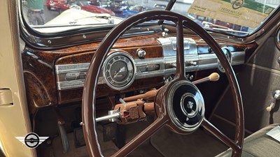 Lot 194 - 1939 PACKARD COUPE