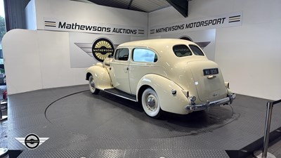 Lot 194 - 1939 PACKARD COUPE