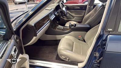 Lot 226 - 1995 JAGUAR XJR AUTO