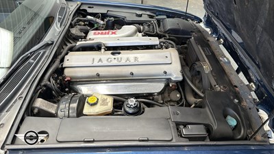 Lot 226 - 1995 JAGUAR XJR AUTO