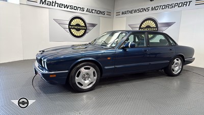 Lot 226 - 1995 JAGUAR XJR AUTO