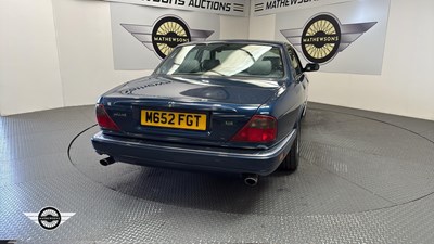 Lot 226 - 1995 JAGUAR XJR AUTO