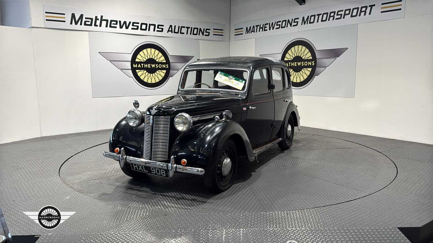 Lot 698 - 1946 AUSTIN 10 GS1