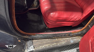 Lot 698 - 1946 AUSTIN 10 GS1