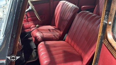 Lot 698 - 1946 AUSTIN 10 GS1