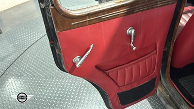 Lot 698 - 1946 AUSTIN 10 GS1