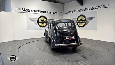 Lot 698 - 1946 AUSTIN 10 GS1