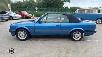 Lot 230 - 1992 BMW 318 I CONVERTIBLE