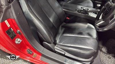 Lot 242 - 2006 MAZDA MX-5 SPORT