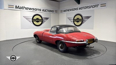 Lot 256 - 1966 JAGUAR 'E' TYPE