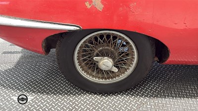Lot 256 - 1966 JAGUAR 'E' TYPE